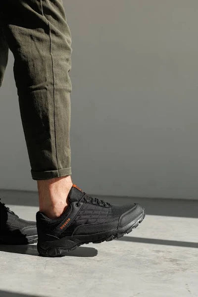 Men's waterproof sneakers